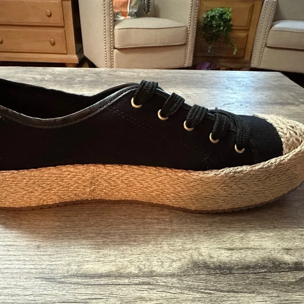 Black and Tan Espadrille Shoes with Jute Sole